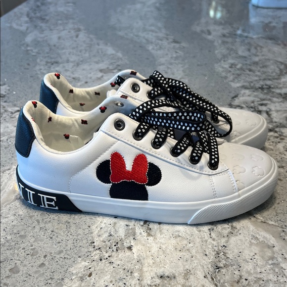 Disney White and Black Minnie Sneakers with Red Bow - Picture 1 of 8